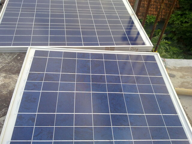Solar-Power-Plant-panels-640px.jpg